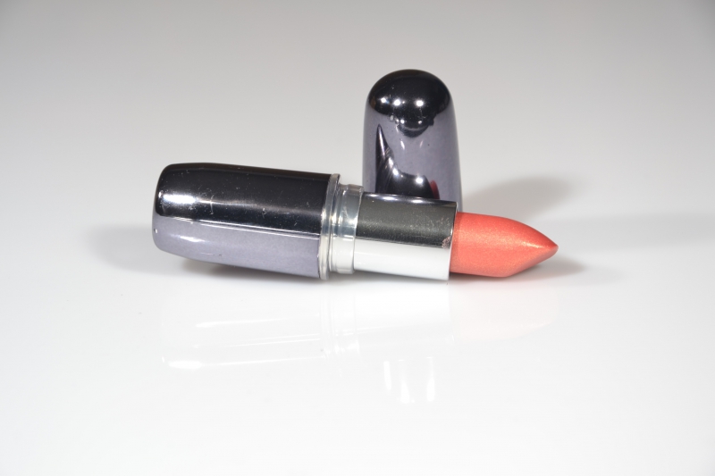 esthetique-PUGET SUR ARGENS-min_lipstick-273109